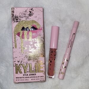 New Kylie Cosmetics Sweater Weather Lip Kit